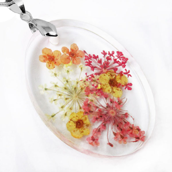 pendentif julia bijou fleur collier nature cadeau fleurs femme bijou floral résine