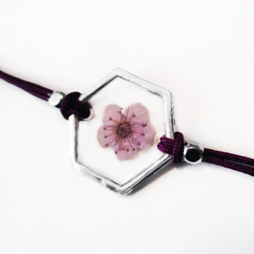 bracelet rouge inclusion resine fleur bijou