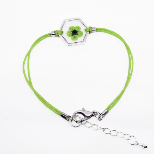 bracelet vert inclusion resine fleur bijou