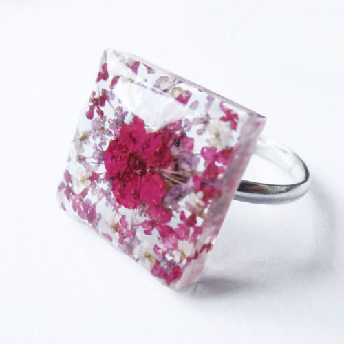 bague june résine d'inclusion fleurs séchées bijoux nature végétal bague florale