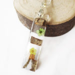 pendentif-bois-collier resine fleur-cadeau bijou nature femme
