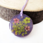 pendentif coraline collier violet résine fleurs cadeau bijou femme nature