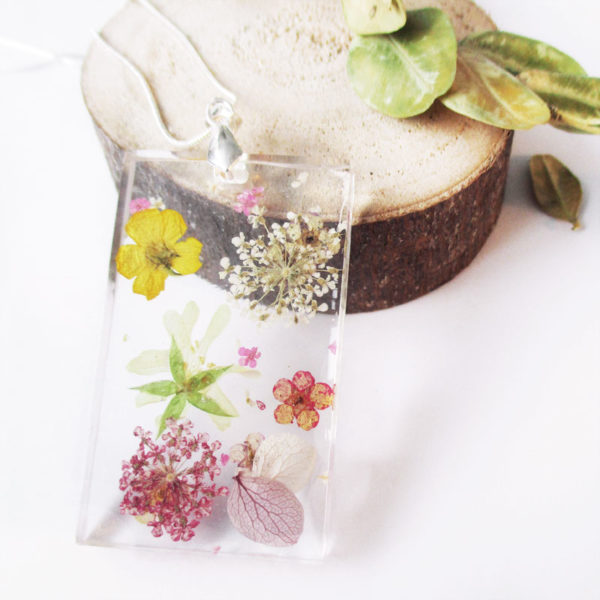pendentif-fleurs colorée collier original bijou nature unique cadeau femme