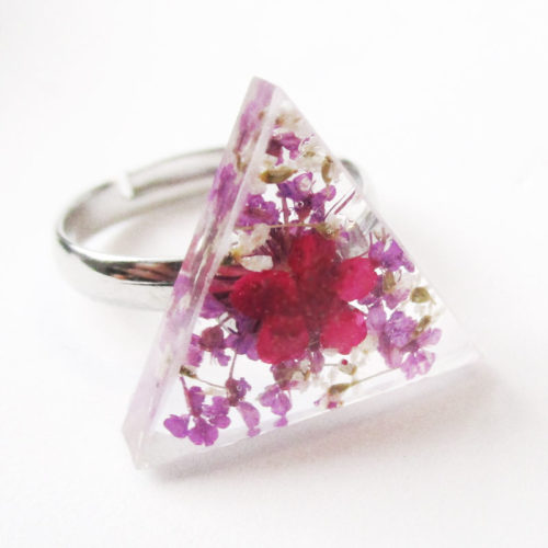 bague-maeva-bijou-resine-fleur-personnalisable-bijou-floral-cadeau-nature-femme