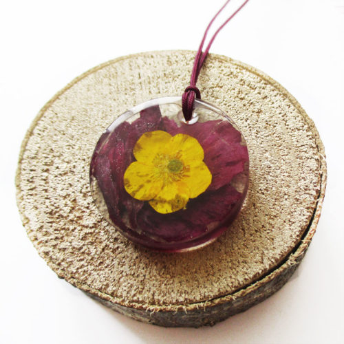 pendentif soline bijou fleur résine fleurs naturelles cadeau femme nature-bijou floral unique tendance végétal