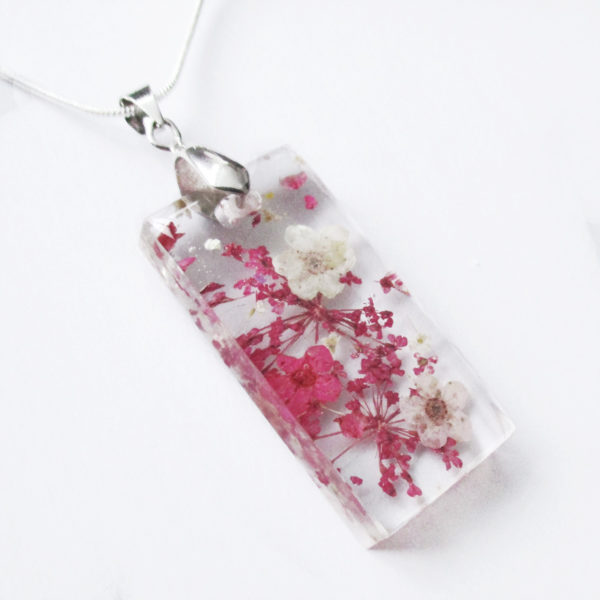 pendentif mila résine d'inclusion bijou nature fleurs naturelles cadeau floral collier végétal bijou nature femme argent sterling 925