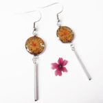 Boucles d'oreilles Sasha orange bijoux nature résine inclusion lanaflore bijoux végétal fleurs naturelles cadeau femme original