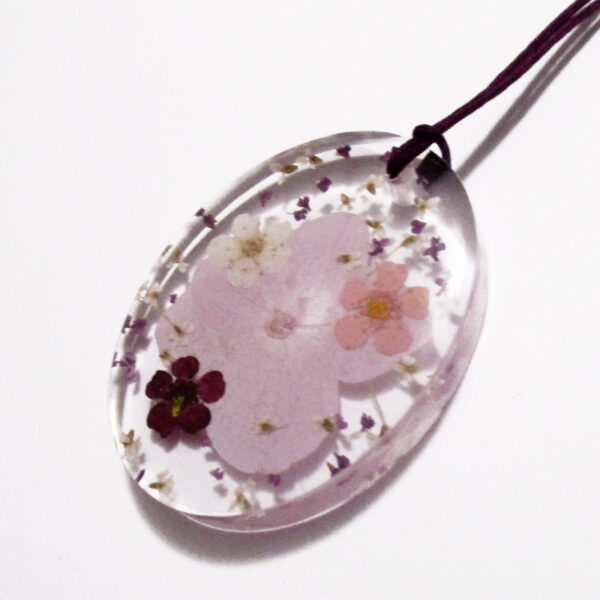 pendentif ainoha résine d'inclusion bijou nature lilas fleurs naturelles cadeau floral collier végétal bijou nature femme argent sterling 925