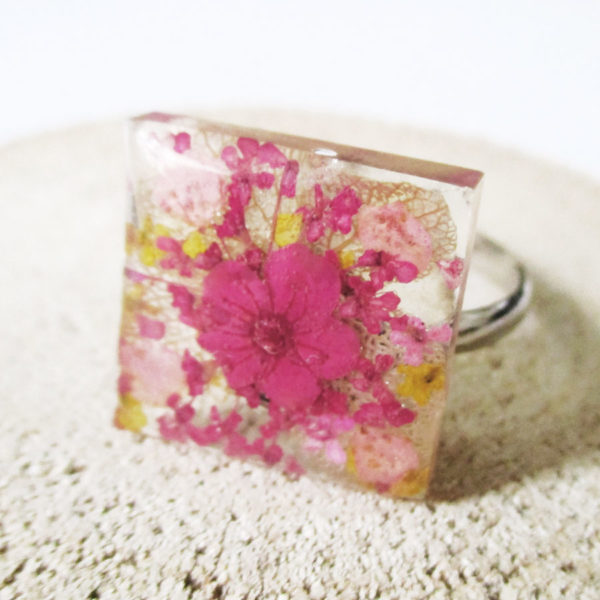 bague celia rose bijou rose résine fleur personnalisable-bijou-floral-cadeau-nature-femme bijoux nature