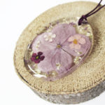 pendentif ainoha résine d'inclusion bijou nature lilas fleurs naturelles cadeau floral collier végétal bijou nature femme argent sterling 925