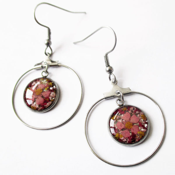 boucles-d'oreilles-rosanna rose prune résine d'inclusion fleurs séchées bijoux nature