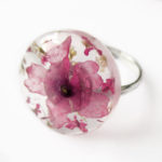 bague awa bijou rose résine fleur naturelle personnalisable-bijou-floral-cadeau-nature-femme bijoux nature