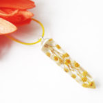 pendentif branche de mimosa jaune résine inclusion-fleurs-bijoux-nature
