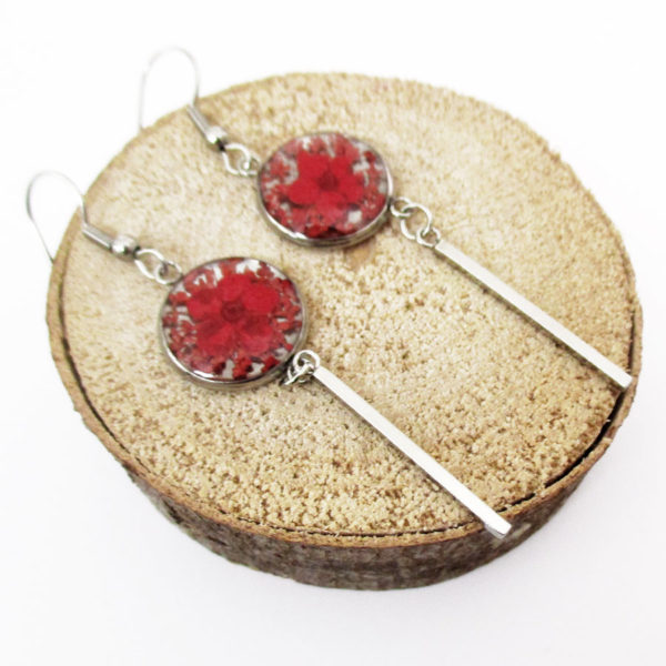 Boucles d'oreilles gloria rouge coquelicot bijoux fleur nature résine inclusion lanaflore bijoux végétal fleurs naturelles cadeau femme original