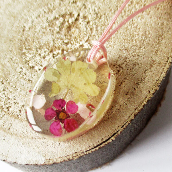 pendentif-savannah-fleur rose collier végétal résine d'inclusion bijoux nature fleurs naturelles cadeau floral femme argent sterling 925