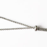 bracelet mauve rose en résine, argent et fleurs bijoux nature original cadeau femme tendance nature fleur porte-bonheur